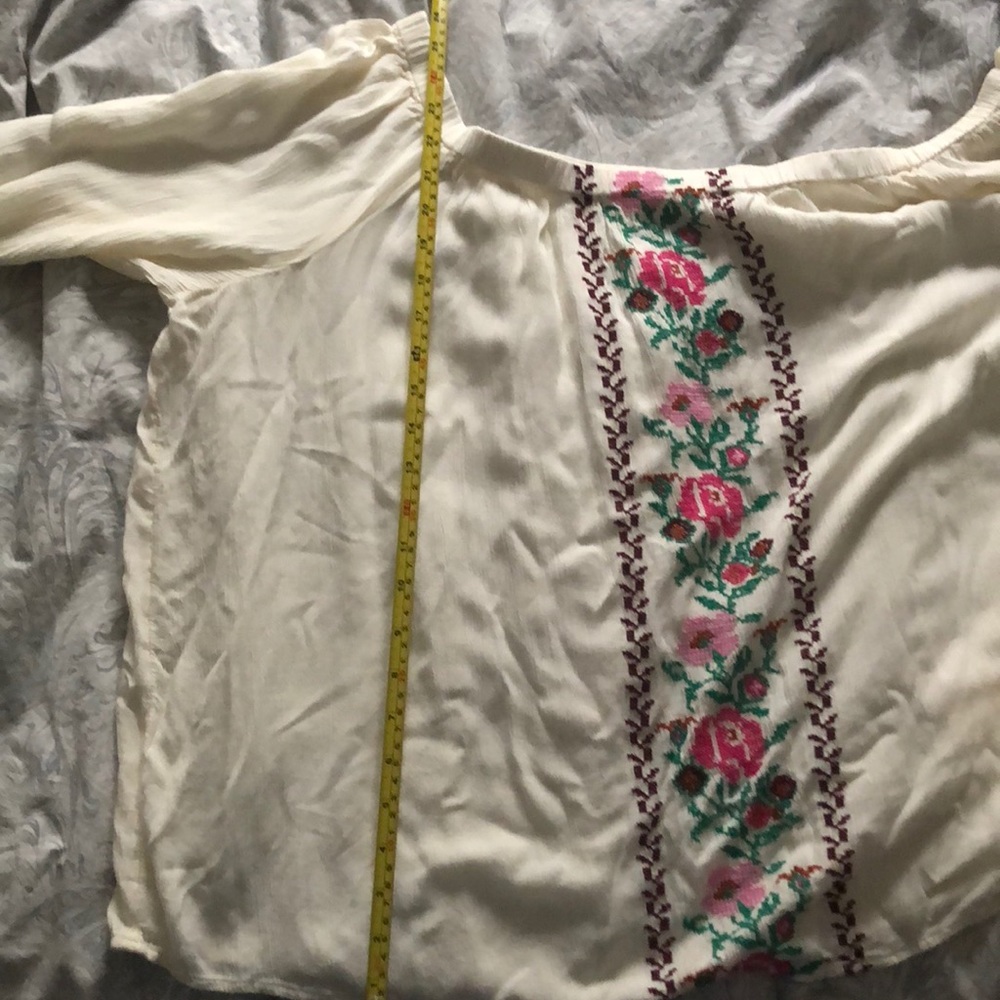Floral Off the Shoulder Boho Top - Picture 6 of 7